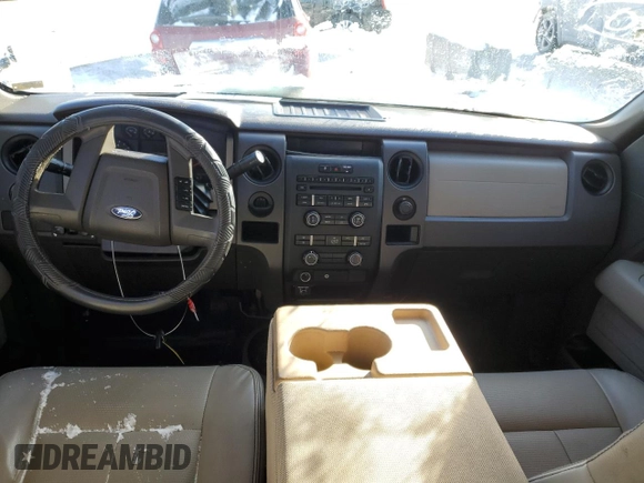 2010 Ford F-150 XL с VIN 1FTEX1EW6AKE77767, выставлен на аукционе Copart как лот 38702614 с пробегом 225 004 миль миль и Списание • Salvage title. История ставок и продаж доступна на DreamBid. Изображение 8.