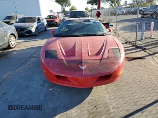 1995 Pontiac Firebird Firebird with VIN 2G2FS22S5S2247034, listed as a Copart auction lot 77779784 with 113,891 mi miles and Clean title. Bid and sale history available at DreamBid. Image 5.