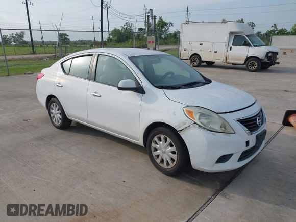 2012 Nissan Versa SV with VIN 3N1CN7AP2CL835935, listed as a IAAI auction lot 42347673 with 164,227 mi miles and . Bid and sale history available at DreamBid. Image 1.