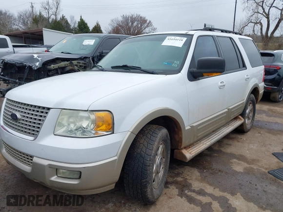 2005 Ford Expedition Eddie Bauer с VIN 1FMFU17585LA25879, выставлен на аукционе IAAI как лот 41694118 с пробегом 196 715 миль миль и . История ставок и продаж доступна на DreamBid. Изображение 17.