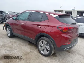 2024 Buick Encore GX Preferred z VIN KL4AMBSL5RB209578, wystawiony jako IAAI lot #41958892 z przebiegiem 11 893 mil mil oraz . Historia ofert i sprzedaży dostępna na DreamBid. Obrazek 3.