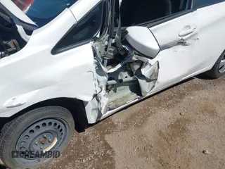 2015 Nissan Note S z VIN 3N1CE2CP8FL366337, wystawiony jako IAAI lot #42526204 z przebiegiem 146 537 mil mil oraz . Historia ofert i sprzedaży dostępna na DreamBid. Obrazek 6.