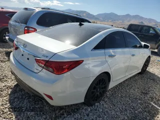 2014 Hyundai Sonata Limited with VIN 5NPEC4AB5EH827118, listed as a Copart auction lot 71737274 with 149,597 mi miles and Salvage Title. Bid and sale history available at DreamBid. Image 3.