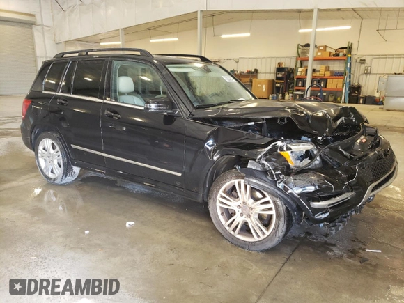 2014 Mercedes-Benz GLK 350 with VIN WDCGG8JB7EG274216, listed as a Copart auction lot 73224294 with 129,250 mi miles and Salvage Title. Bid and sale history available at DreamBid. Image 4.