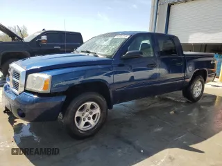 2006 Dodge Dakota SLT z VIN 1D7HW48K56S534287, wystawiony jako Copart lot #53387745 z przebiegiem 202 956 mil mil oraz Szkoda całkowita • Salvage title. Historia ofert i sprzedaży dostępna na DreamBid. Obrazek 1.