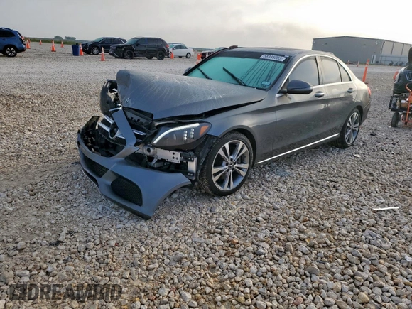 2018 Mercedes-Benz C 300 z VIN 55SWF4JB7JU263457, wystawiony jako Copart lot #58995055 z przebiegiem 78 538 mil mil oraz Szkoda całkowita • Salvage title. Historia ofert i sprzedaży dostępna na DreamBid. Obrazek 1.
