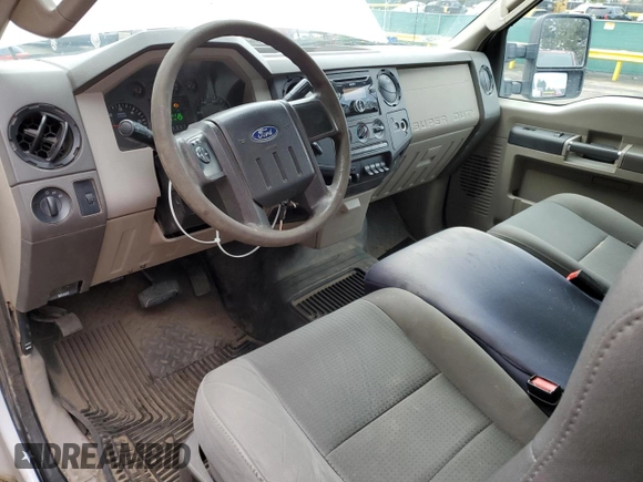 2010 Ford F-250 XL с VIN 1FTNF2B5XAEA91565, выставлен на аукционе Copart как лот 59018855 с пробегом 106 063 миль миль и Чистый • Clean title. История ставок и продаж доступна на DreamBid. Изображение 8.