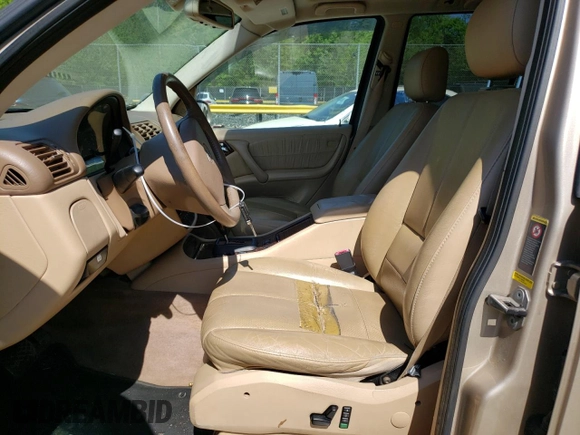 2004 Mercedes-Benz M with VIN 4JGAB75EX4A491796, listed as a Copart auction lot 54076205 with 122,831 mi miles and Clean Title. Bid and sale history available at carsss.com. Image 7.