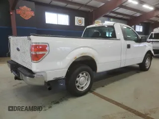 2014 Ford F-150 XL with VIN 1FTNF1CF4EKE27994, listed as a Copart auction lot 52260405 with 282,140 mi miles and Clean Title. Bid and sale history available at carsss.com. Image 3.