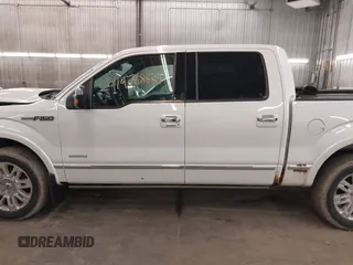 2012 Ford F-150 XL z VIN 1FTFW1CT7CFA05296, wystawiony jako IAAI lot #41976855 z przebiegiem 220 071 mil mil oraz . Historia ofert i sprzedaży dostępna na DreamBid. Obrazek 15.
