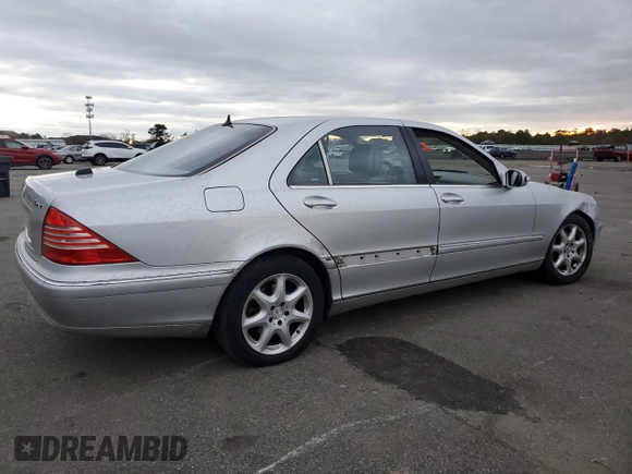2004 Mercedes-Benz S-Class 4.3L with VIN WDBNG83J64A424124, listed as a Copart auction lot 85341024 with 0 mi miles and Non Repairable. Bid and sale history available at carsss.com. Image 3.