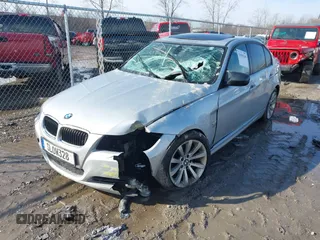 2011 BMW 3 Series 328i xDrive with VIN WBAPK7G50BNN78881, listed as a IAAI auction lot 41694260 with 1 mi miles. Bid and sale history available at carsss.com. Image 17.
