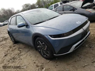 2022 Hyundai IONIQ 5 SEL with VIN KM8KNDAF0NU085325, listed as a Copart auction lot 47300613 with 10,725 mi miles. Bid and sale history available at carsss.com. Image 4.