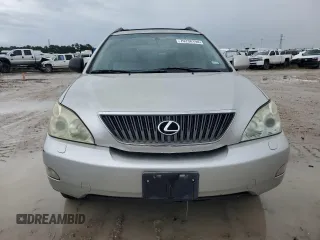 2004 Lexus RX 330 with VIN JTJGA31UX40040961, listed as a Copart auction lot 70238194 with 184,959 mi miles and Clean Title. Bid and sale history available at carsss.com. Image 5.