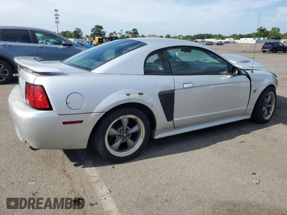 2004 Ford Mustang GT Deluxe with VIN 1FAFP42X74F208831, listed as a Copart auction lot 62903735 with 44,279 mi miles and Clean title. Bid and sale history available at DreamBid. Image 3.