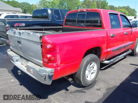 2007 Dodge Dakota SLT with VIN 1D7HE48K37S107954, listed as a IAAI auction lot 42191935 with 223,090 mi miles and . Bid and sale history available at carsss.com. Image 4.
