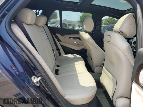 2019 Mercedes-Benz E 450 with VIN WDDZH6JB7KA639496, listed as a Copart auction lot 58442094 with 23,634 mi miles and Salvage Title. Bid and sale history available at DreamBid. Image 11.