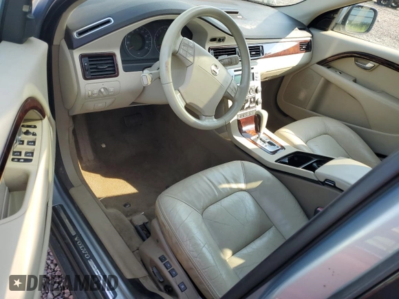 2008 Volvo XC70 z VIN YV4BZ982681036321, wystawiony jako Copart lot #52891705 z przebiegiem 171 013 mil mil oraz Nie do naprawy • Non repairable. Historia ofert i sprzedaży dostępna na DreamBid. Obrazek 8.