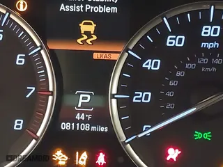 2019 Acura MDX with VIN 5J8YD4H31KL027806, listed as a IAAI auction lot 41569755 with 81,108 mi miles. Bid and sale history available at carsss.com. Image 15.