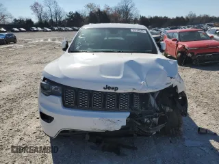 2018 Jeep Grand Cherokee Altitude with VIN 1C4RJEAG8JC141413, listed as a Copart auction lot 50708605 with 114,147 mi miles and Salvage title. Bid and sale history available at DreamBid. Image 5.