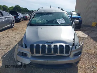 2016 Jeep Cherokee Latitude с VIN 1C4PJMCB4GW182213, выставлен на аукционе IAAI как лот 42209968 с пробегом 108 539 миль миль и . История ставок и продаж доступна на DreamBid. Изображение 12.