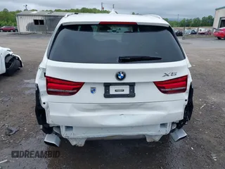 2018 BMW X5 xDrive35i z VIN 5UXKR0C50JL075205, wystawiony jako IAAI lot #42231107 z przebiegiem 38 412 mil mil oraz . Historia ofert i sprzedaży dostępna na DreamBid. Obrazek 17.