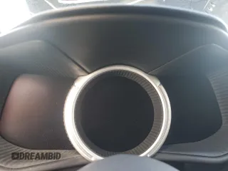 2022 Aston Martin DB11 z VIN SCFRMFCWXNGM11257, wystawiony jako Copart lot #75162314 z przebiegiem Nie podano mil oraz Szkody całkowita. Historia ofert i sprzedaży dostępna na DreamBid. Obrazek 9.