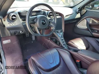 2020 McLaren 720S z VIN SBM14FCA8LW004385, wystawiony jako Copart lot #66385724 z przebiegiem 5329 mil mil oraz Szkody całkowita. Historia ofert i sprzedaży dostępna na DreamBid. Obrazek 8.