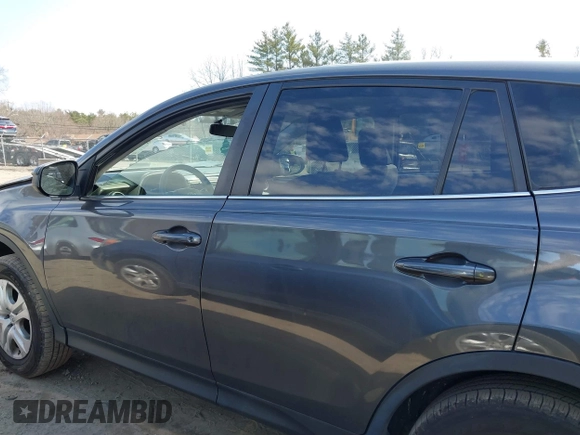 2015 Toyota RAV4 LE with VIN JTMBFREV5FJ021218, listed as a IAAI auction lot 41785266 with 80,388 mi miles. Bid and sale history available at carsss.com. Image 14.
