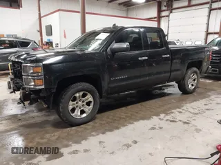 2015 Chevrolet Silverado 1500 LT with VIN 1GCVKREC1FZ186563, listed as a IAAI auction lot 41089120 with 156,261 mi miles. Bid and sale history available at carsss.com. Image 17.