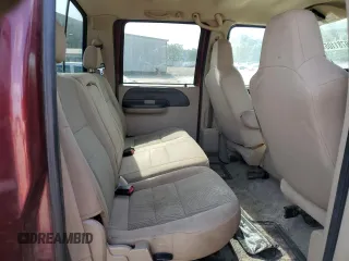 2005 Ford F-250 XL z VIN 1FTSW21P15EC81377, wystawiony jako Copart lot #59781105 z przebiegiem 216 858 mil mil oraz Szkoda całkowita • Salvage title. Historia ofert i sprzedaży dostępna na DreamBid. Obrazek 10.