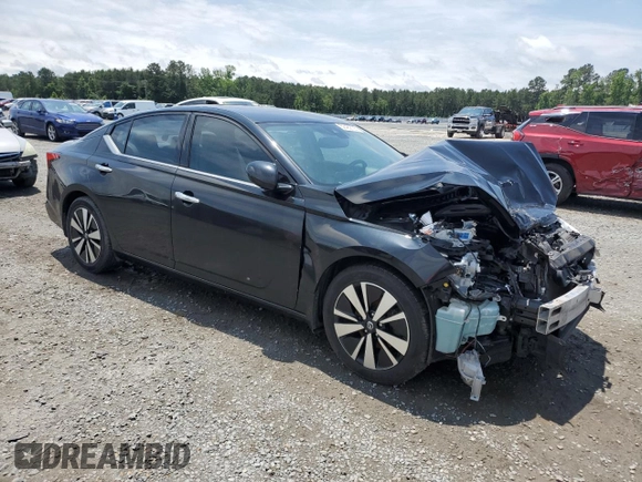 2019 Nissan Altima SV with VIN 1N4BL4DV8KC147512, listed as a Copart auction lot 57482725 with 109,300 mi miles and Salvage title. Bid and sale history available at DreamBid. Image 4.