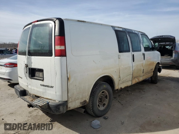 2003 Chevrolet Express Cargo z VIN 1GCHG35U531220101, wystawiony jako Copart lot #49040665 z przebiegiem 321 267 mil mil oraz Szkoda całkowita • Salvage title. Historia ofert i sprzedaży dostępna na DreamBid. Obrazek 3.