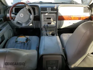 2005 Lincoln Navigator Luxury with VIN 5LMFU27545LJ04257, listed as a Copart auction lot 79087484 with 160,321 mi miles and Clean Title. Bid and sale history available at carsss.com. Image 8.
