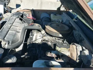 1989 GMC Sierra 1500 z VIN 1GTDC14K5KZ529078, wystawiony jako IAAI lot #43059983 z przebiegiem 158 207 mil mil oraz . Historia ofert i sprzedaży dostępna na DreamBid. Obrazek 19.