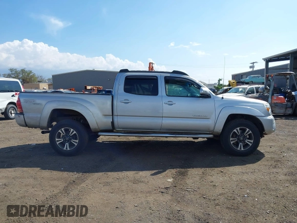 2013 Toyota Tacoma with VIN 3TMMU4FN9DM050012, listed as a IAAI auction lot 41369358 with 95,292 mi miles. Bid and sale history available at carsss.com. Image 13.