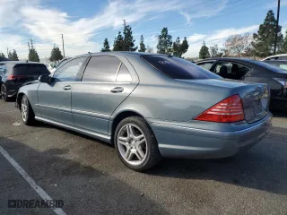 2006 Mercedes-Benz S-Class 5.0L with VIN WDBNG75J26A483293, listed as a Copart auction lot 43357735 with 0 mi miles and Salvage Title. Bid and sale history available at carsss.com. Image 2.