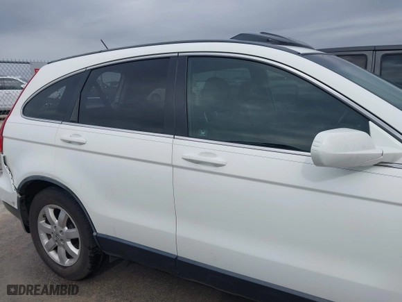 2009 Honda CR-V EX-L with VIN JHLRE38769C007979, listed as a IAAI auction lot 41582690 with 193,292 mi miles. Bid and sale history available at carsss.com. Image 13.