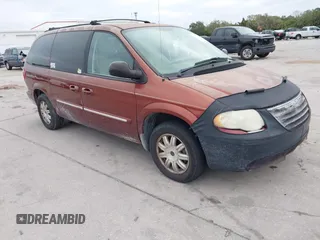 2007 Chrysler Town & Country LWB Touring with VIN 2A4GP54L97R294178, listed as a IAAI auction lot 41326629 with 251,055 mi miles. Bid and sale history available at carsss.com. Image 1.