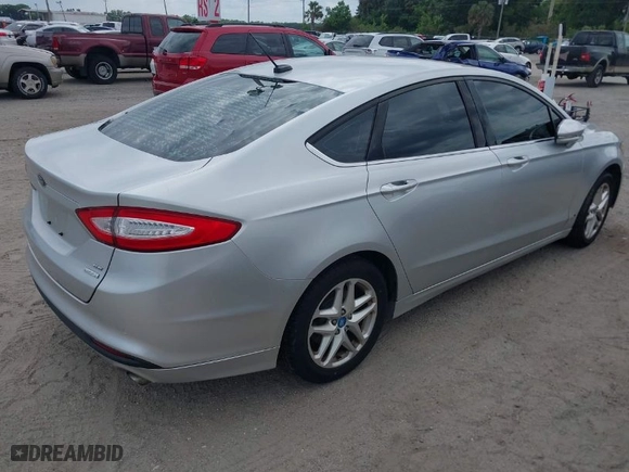 2013 Ford Fusion SE with VIN 3FA6P0HR9DR132114, listed as a IAAI auction lot 42007445 with 133,769 mi miles. Bid and sale history available at carsss.com. Image 4.