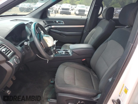 2017 Ford Explorer XLT z VIN 1FM5K7D84HGB43704, wystawiony jako Copart lot #60104425 z przebiegiem 119 695 mil mil oraz Szkoda całkowita • Salvage title. Historia ofert i sprzedaży dostępna na DreamBid. Obrazek 7.