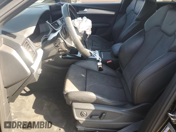 2021 Audi Q5 Premium Plus with VIN WA1E2AFY4M2043666, listed as a Copart auction lot 62084685 with 49,000 mi miles and Salvage title. Bid and sale history available at DreamBid. Image 7.