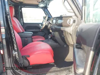 2020 Jeep Wrangler Unlimited Sahara with VIN 1C4HJXEN6LW113725, listed as a IAAI auction lot 41399766 with 87,583 mi miles. Bid and sale history available at carsss.com. Image 5.