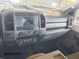 2019 Ford F-250 XL z VIN 1FT7W2BT4KEG48172, wystawiony jako IAAI lot #42556049 z przebiegiem 89 463 mil mil oraz . Historia ofert i sprzedaży dostępna na DreamBid. Obrazek 27.