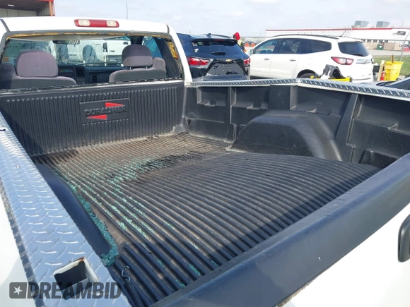 2000 GMC Sierra 1500 SL with VIN 1GTEC14VXYE124476, listed as a IAAI auction lot 41918838 with 184,796 mi miles and . Bid and sale history available at DreamBid. Image 18.