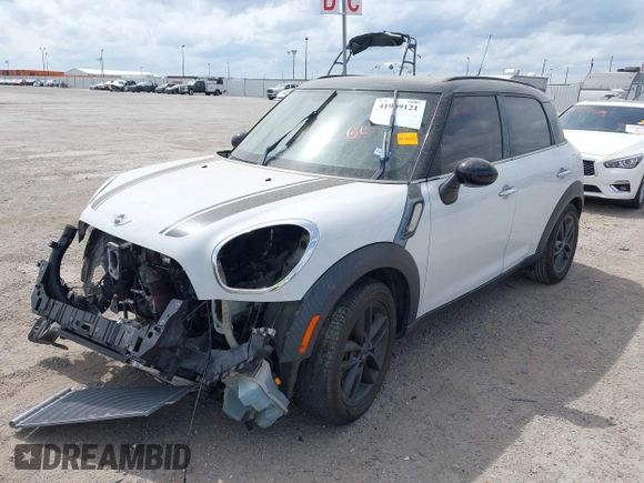 2012 MINI Countryman S with VIN WMWZC3C57CWL87877, listed as a IAAI auction lot 41909121 with Not provided miles and . Bid and sale history available at DreamBid. Image 2.