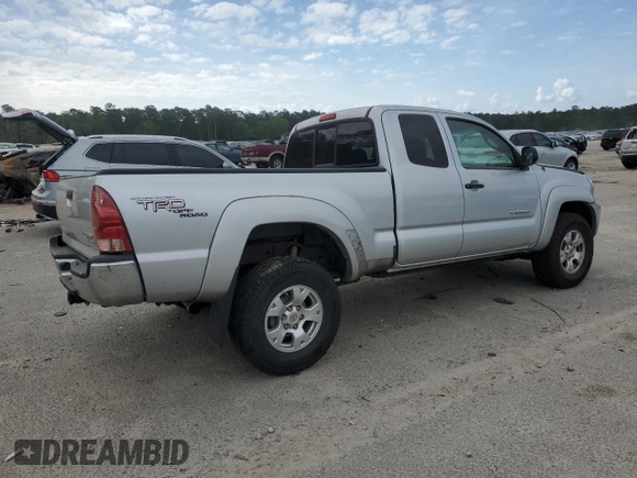 2008 Toyota Tacoma PreRunner z VIN 5TETU62N58Z471571, wystawiony jako Copart lot #52984415 z przebiegiem 122 401 mil mil oraz Szkoda całkowita • Salvage title. Historia ofert i sprzedaży dostępna na DreamBid. Obrazek 3.