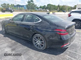 2023 Genesis G70 2.0T z VIN KMTG34TA3PU129713, wystawiony jako IAAI lot #42166763 z przebiegiem 8 692 mil mil oraz . Historia ofert i sprzedaży dostępna na DreamBid. Obrazek 3.