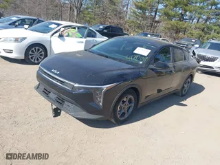 2025 Kia K4 LXS with VIN 3KPFT4DE1SE015969, listed as a IAAI auction lot 41792339 with 5,777 mi miles. Bid and sale history available at carsss.com. Image 17.