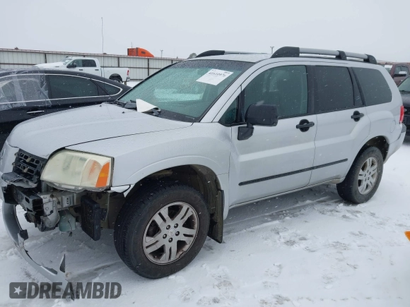 2005 Mitsubishi Endeavor LS with VIN 4A4MN21S95E048601, listed as a IAAI auction lot 41610976 with 126,464 mi miles. Bid and sale history available at carsss.com. Image 2.
